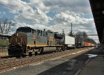 CSX 3341 leads I032